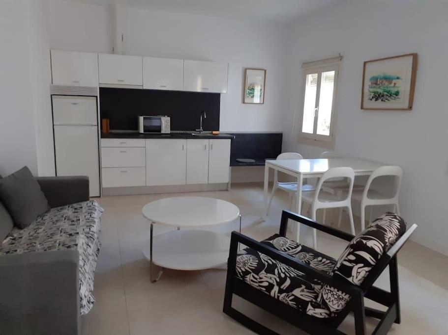 شقة Cosy Flat / Literally At The Foot Of Alhambra غرناطة المظهر الخارجي الصورة